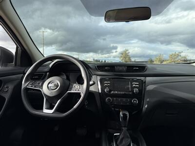 2017 Nissan Rogue Sport S   - Photo 4 - Madras, OR 97741