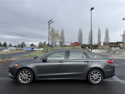 2017 Ford Fusion SE   - Photo 4 - Madras, OR 97741