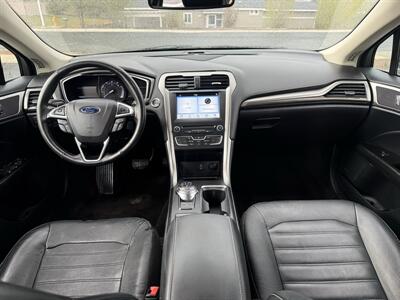 2017 Ford Fusion SE   - Photo 6 - Madras, OR 97741