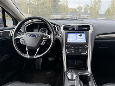 2017 Ford Fusion SE   - Photo 7 - Madras, OR 97741