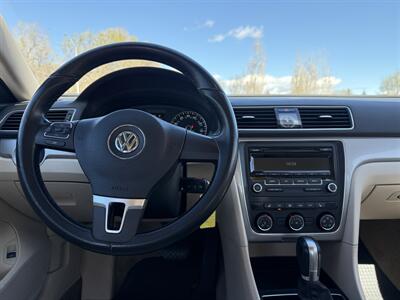 2014 Volkswagen Passat 1.8T S PZEV   - Photo 11 - Madras, OR 97741