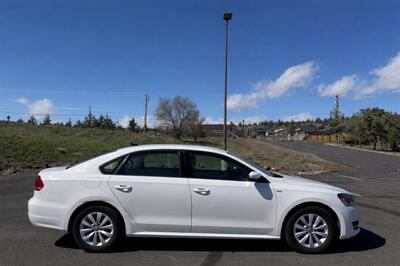 2014 Volkswagen Passat 1.8T S PZEV   - Photo 1 - Madras, OR 97741