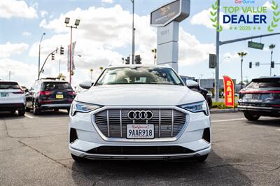 2022 Audi e-tron quattro Premium - Photo 2 - Long Beach, CA 90806