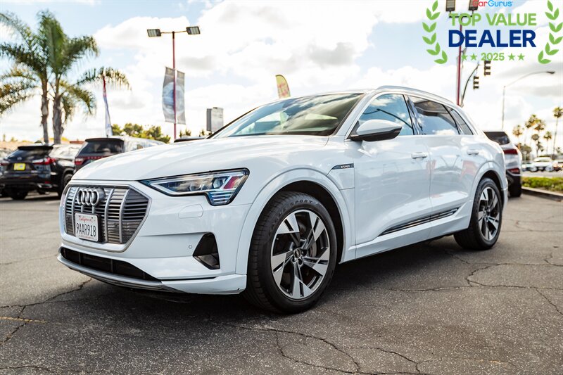 2022 Audi e-tron quattro Premium   - Photo 1 - Long Beach, CA 90806