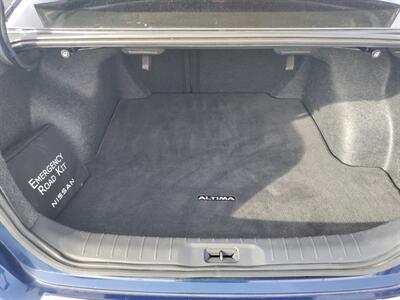 2023 Nissan Altima SR  2.5 - Photo 16 - Long Beach, CA 90806