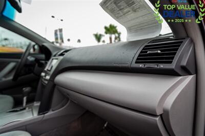 2007 Toyota Camry Hybrid SE   - Photo 24 - Long Beach, CA 90806