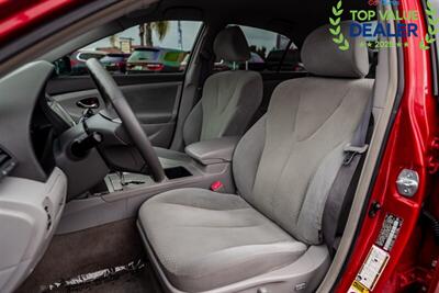 2007 Toyota Camry Hybrid SE   - Photo 14 - Long Beach, CA 90806