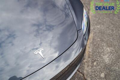 2025 Tesla Model 3 Long Range - Photo 29 - Long Beach, CA 90806