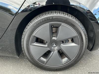 2021 Tesla Model 3 Standard Range Plus - Photo 33 - Long Beach, CA 90806