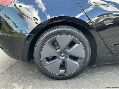 2021 Tesla Model 3 Standard Range Plus - Photo 32 - Long Beach, CA 90806