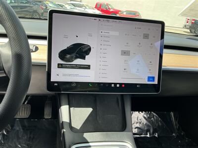 2021 Tesla Model 3 Standard Range Plus - Photo 16 - Long Beach, CA 90806