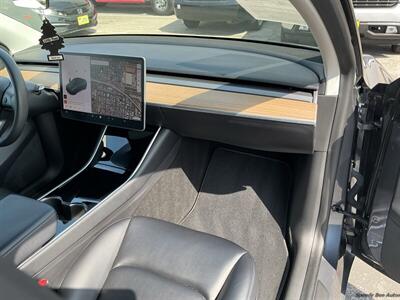 2021 Tesla Model Y Long Range - Photo 29 - Long Beach, CA 90806