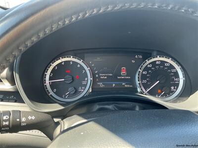 2023 Toyota Highlander XLE   - Photo 15 - Long Beach, CA 90806
