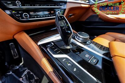 2019 BMW 5 Series 530e iPerformance   - Photo 22 - Long Beach, CA 90806