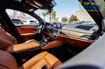 2019 BMW 5 Series 530e iPerformance   - Photo 27 - Long Beach, CA 90806