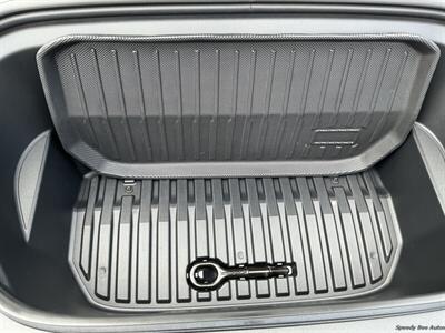 2023 Tesla Model Y Long Range   - Photo 26 - Long Beach, CA 90806
