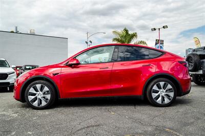 2023 Tesla Model Y Long Range - Photo 3 - Long Beach, CA 90806