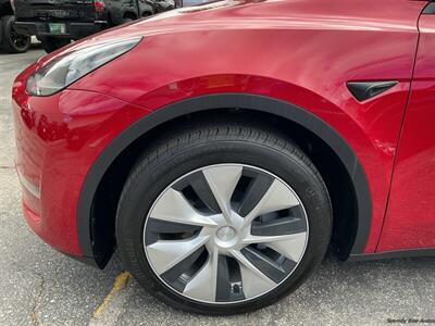 2023 Tesla Model Y Long Range   - Photo 13 - Long Beach, CA 90806