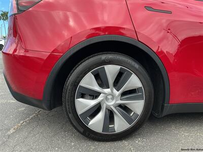 2023 Tesla Model Y Long Range   - Photo 24 - Long Beach, CA 90806