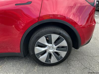 2023 Tesla Model Y Long Range   - Photo 23 - Long Beach, CA 90806