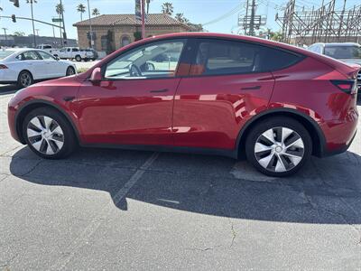 2023 Tesla Model Y Long Range   - Photo 2 - Long Beach, CA 90806