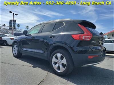 2021 Volvo XC40 T5 Momentum   - Photo 4 - Long Beach, CA 90806