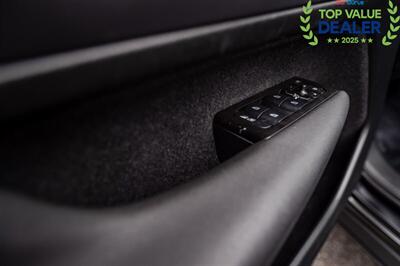 2021 Volvo XC40 T5 Momentum   - Photo 19 - Long Beach, CA 90806