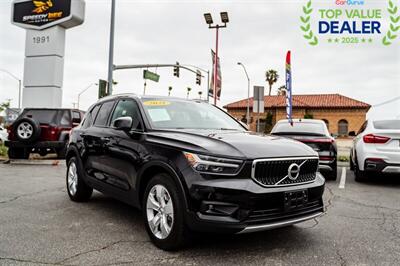 2021 Volvo XC40 T5 Momentum   - Photo 2 - Long Beach, CA 90806