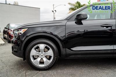 2021 Volvo XC40 T5 Momentum   - Photo 14 - Long Beach, CA 90806