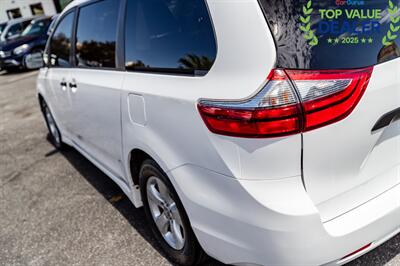 2020 Toyota Sienna L 7-Passenger   - Photo 4 - Long Beach, CA 90806