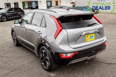 2023 Kia Niro EV Wave   - Photo 4 - Long Beach, CA 90806