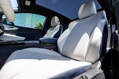 2023 Volkswagen ID.4 Pro S   - Photo 18 - Long Beach, CA 90806
