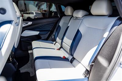 2023 Volkswagen ID.4 Pro S   - Photo 26 - Long Beach, CA 90806