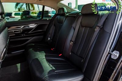 2019 BMW 740i   - Photo 25 - Long Beach, CA 90806