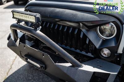 2015 Jeep Wrangler Unlimited Sahara - Photo 9 - Long Beach, CA 90806