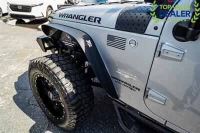 2015 Jeep Wrangler Unlimited Sahara - Photo 13 - Long Beach, CA 90806