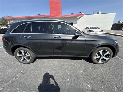 2021 Mercedes-Benz GLC GLC 300   - Photo 2 - Long Beach, CA 90806