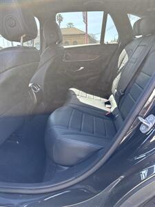 2021 Mercedes-Benz GLC GLC 300   - Photo 6 - Long Beach, CA 90806