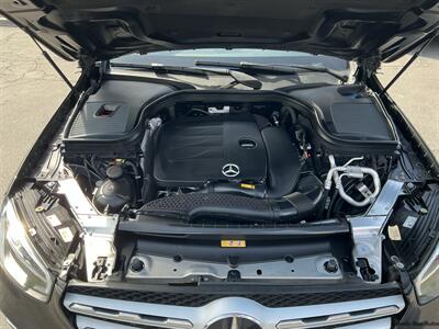 2021 Mercedes-Benz GLC GLC 300   - Photo 9 - Long Beach, CA 90806
