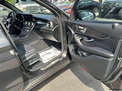 2021 Mercedes-Benz GLC GLC 300   - Photo 32 - Long Beach, CA 90806