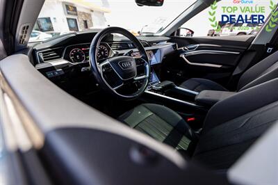 2021 Audi e-tron quattro Premium - Photo 30 - Long Beach, CA 90806