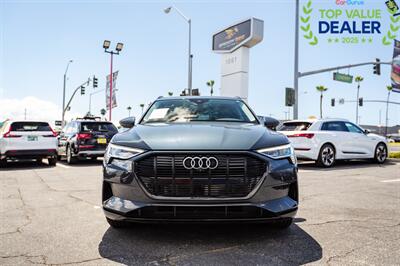 2021 Audi e-tron quattro Premium - Photo 2 - Long Beach, CA 90806