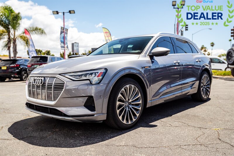 2019 Audi e-tron quattro Prestige   - Photo 1 - Long Beach, CA 90806