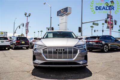 2019 Audi e-tron quattro Prestige   - Photo 2 - Long Beach, CA 90806