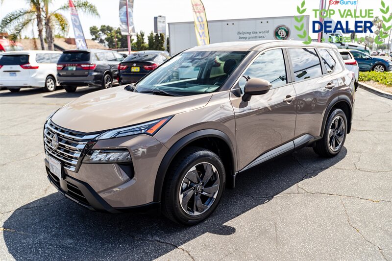 2024 Nissan Rogue SV   - Photo 1 - Long Beach, CA 90806