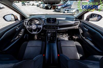 2024 Nissan Rogue SV - Photo 30 - Long Beach, CA 90806