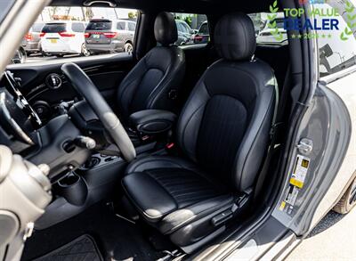 2022 MINI Hardtop 2 Door Cooper SE - Photo 20 - Long Beach, CA 90806