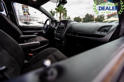 2020 Dodge Grand Caravan SXT   - Photo 24 - Long Beach, CA 90806