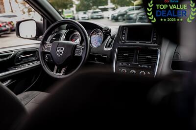2020 Dodge Grand Caravan SXT   - Photo 25 - Long Beach, CA 90806