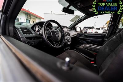2020 Dodge Grand Caravan SXT   - Photo 14 - Long Beach, CA 90806